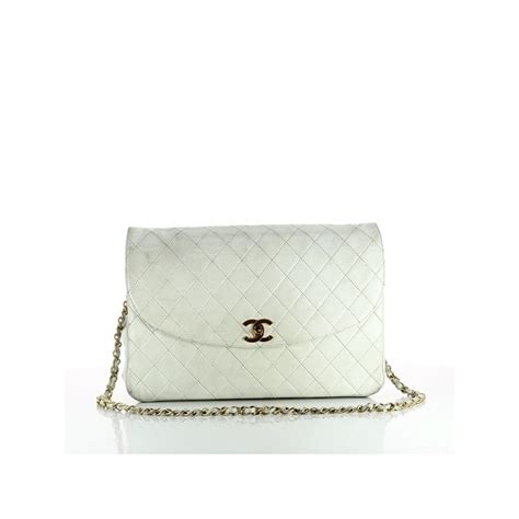 sac chanel matelassé blanc|Chanel sacs.